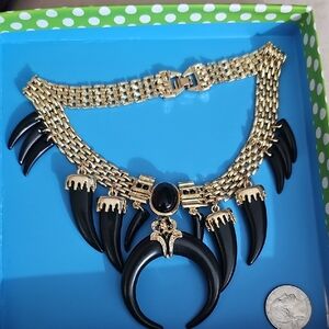 Elegant Black and Gold Necklace